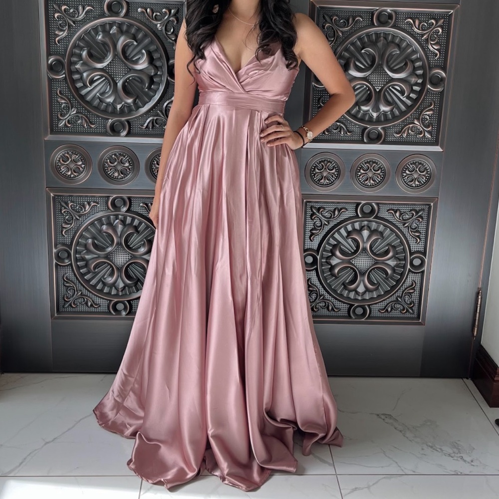 Elegant Pink Evening Gown